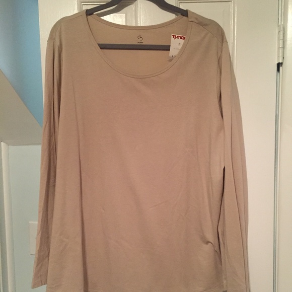 CB Tops - ❤️Final Sale - NWT Long Sleeve T-Shirt - 2x❤️
